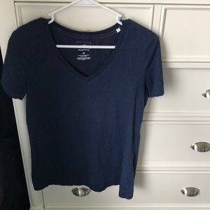 Basic V neck tee